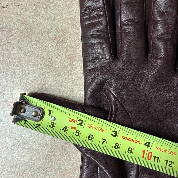 Nwot Coach Oxblood Butter Soft Leather Gloves Size 7 - Picture 14 of 14